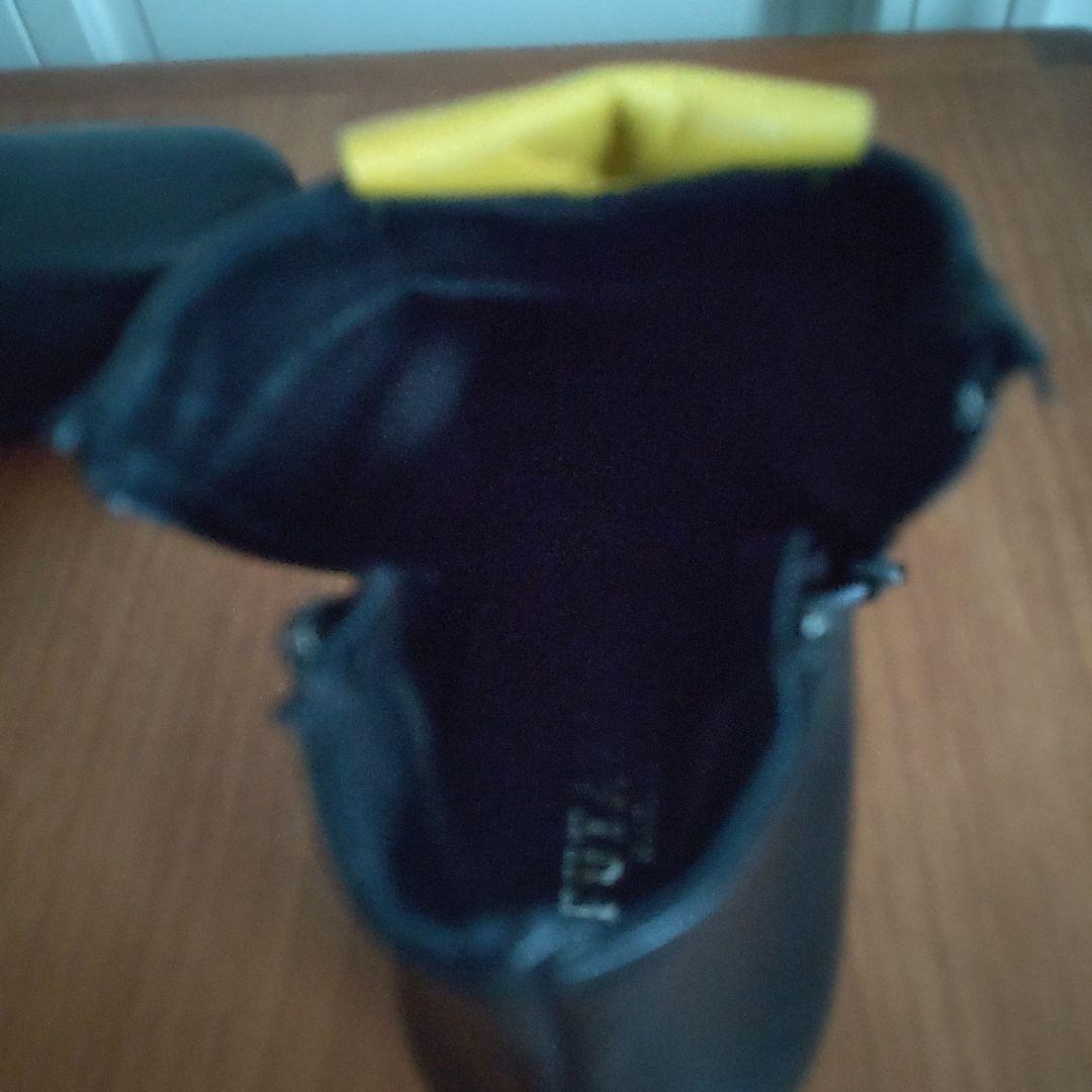 新品、futabayaフタバヤのイタリア製アンクルブーツ