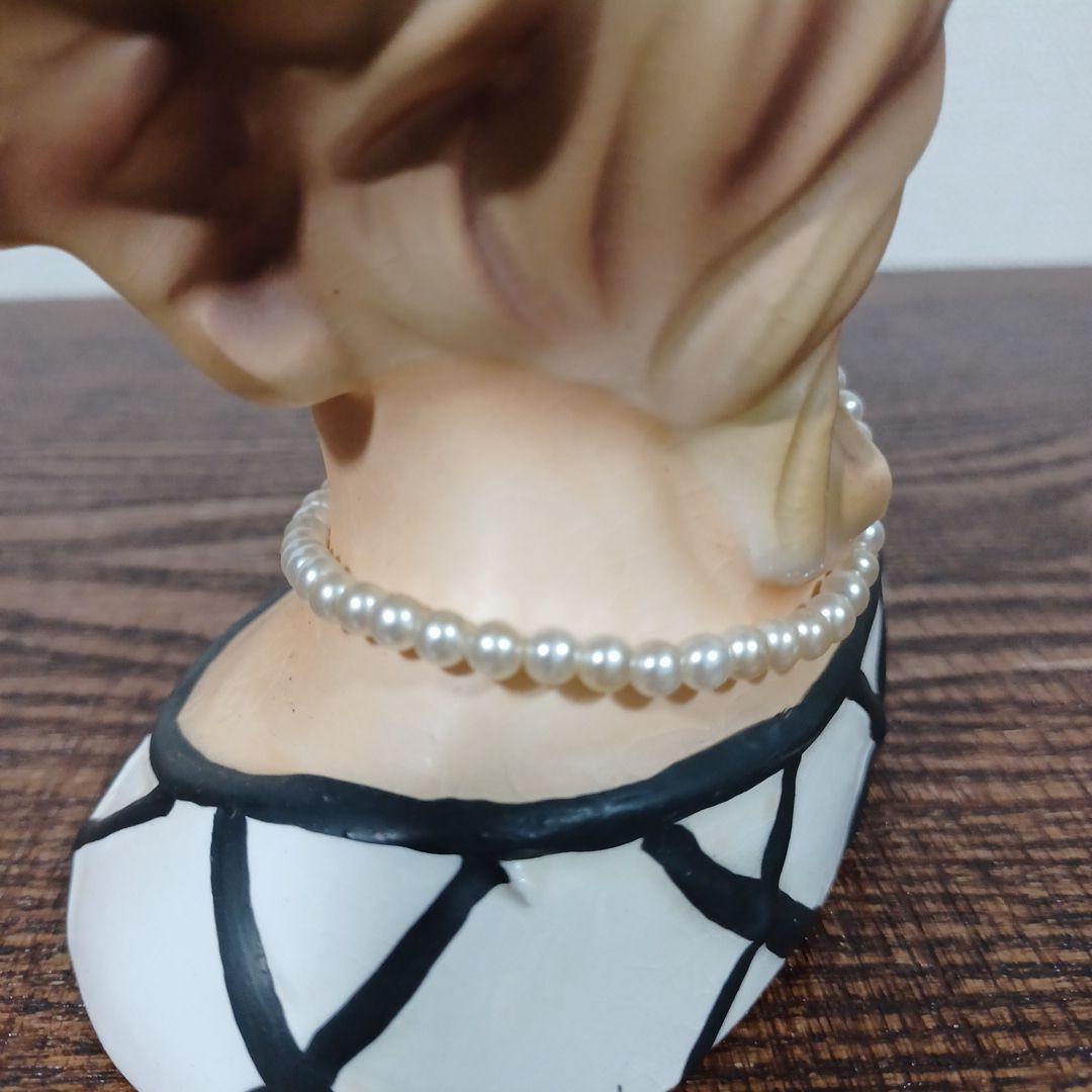 ビンテージ　レディヘッドベース　白い帽子を被った女性の陶器製の置物花瓶