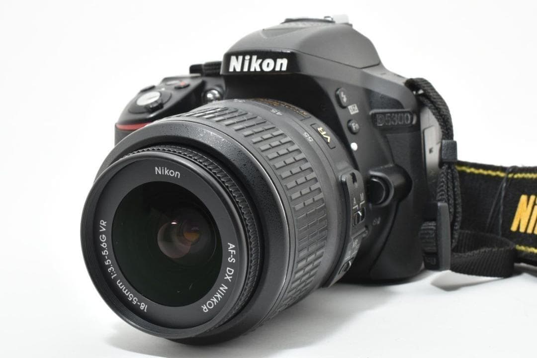 【大人気】 Nikon ニコン D5300 レンズキット デジタル一眼カメラ