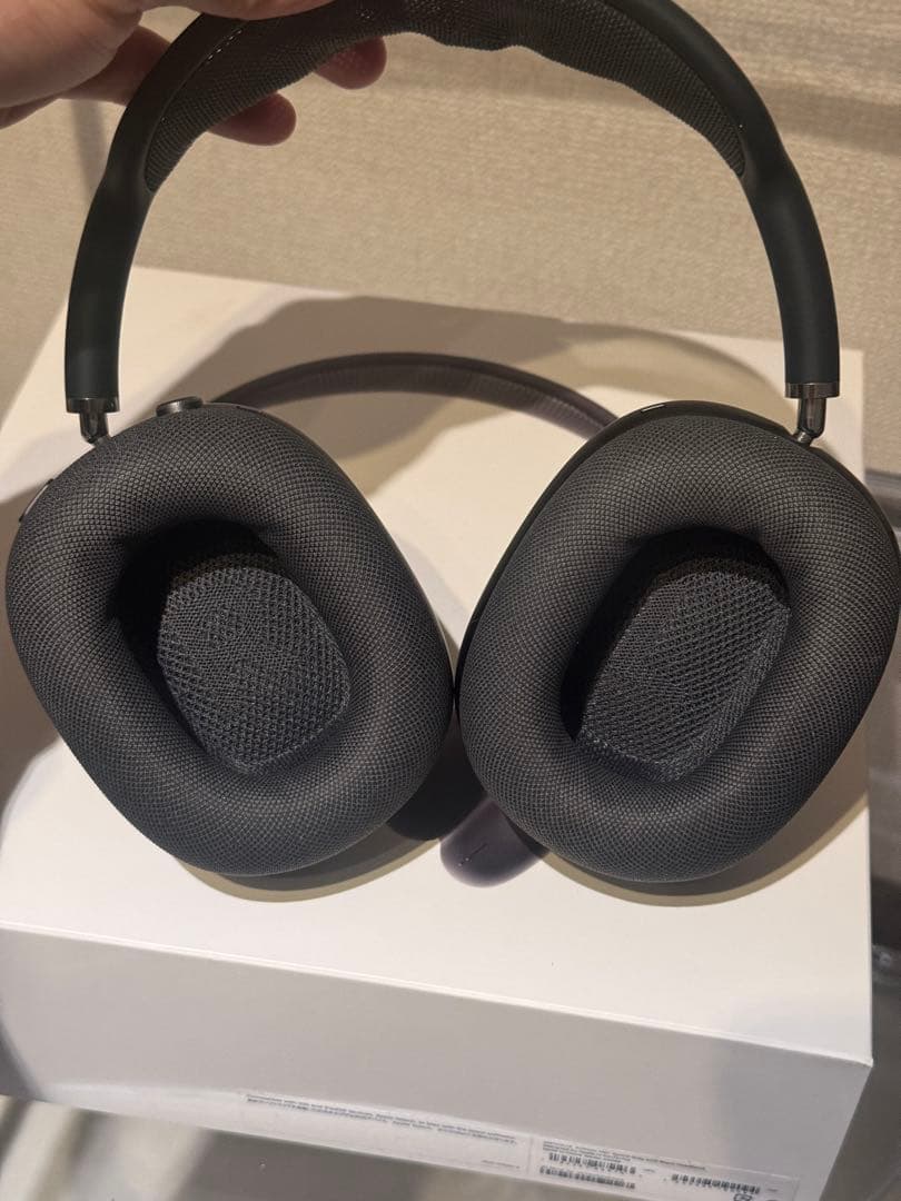 AirPods Max Apple ヘッドホン