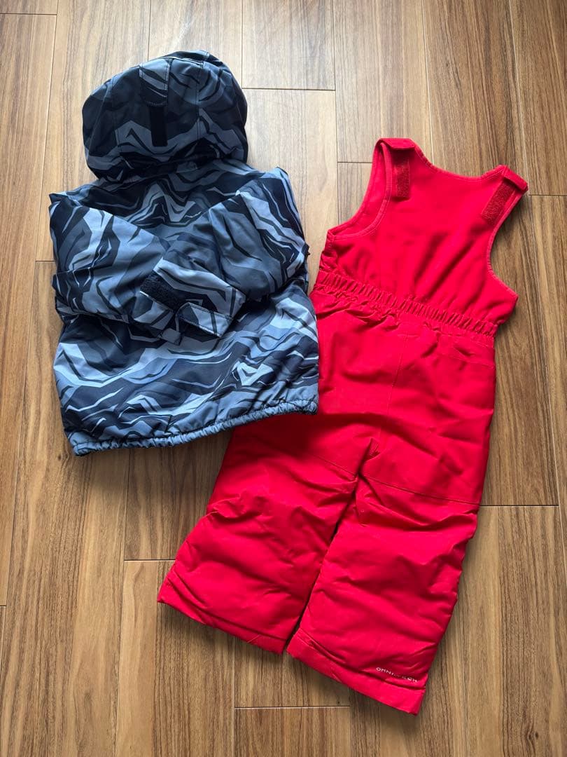 コロンビア　スキーウエア　スノーウエア　未使用品　100