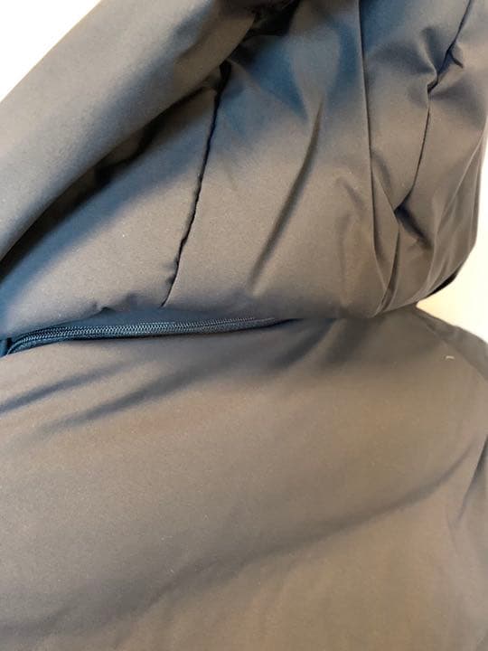 【タグ付き新品未使用】UNIQLOハイブリッドダウンパーカ