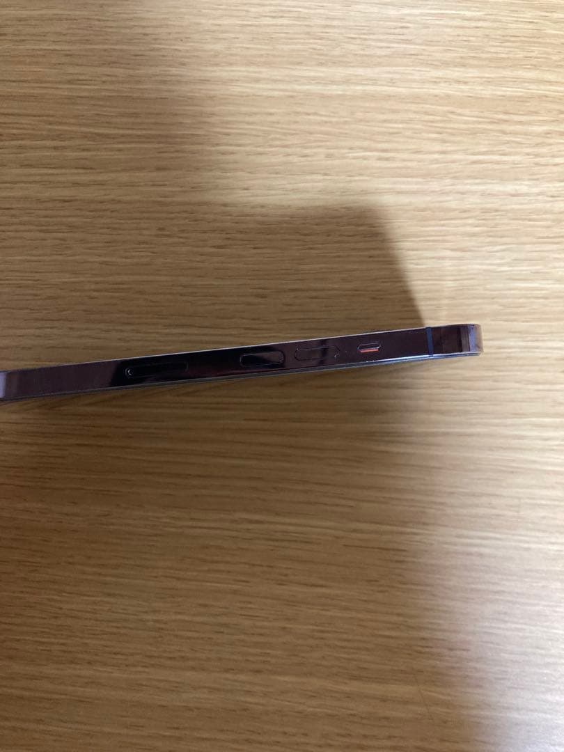 iPhone 14 Pro Max 256GBバッテリー100% 背面割れあり