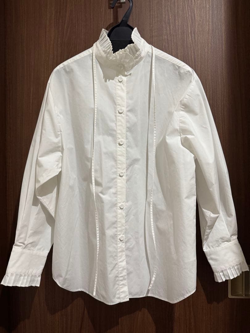 美品gypsohila シェルブラウス　ホワイト　フリーサイズ