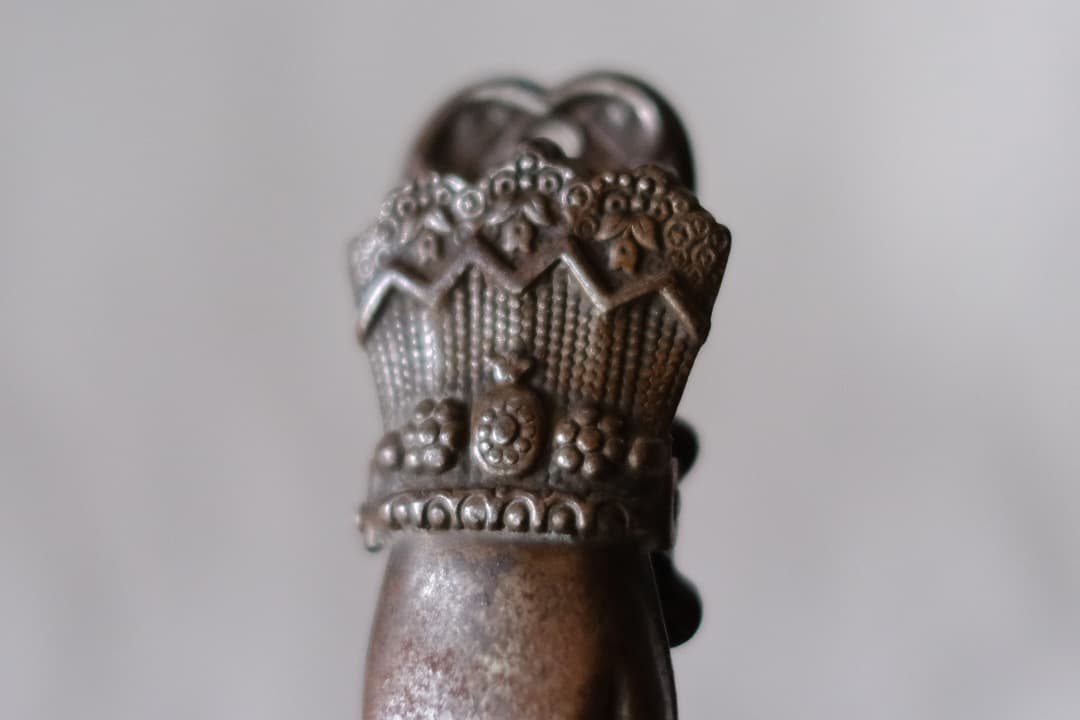 フランスアンティーク｜魔除けのハンドクリップ