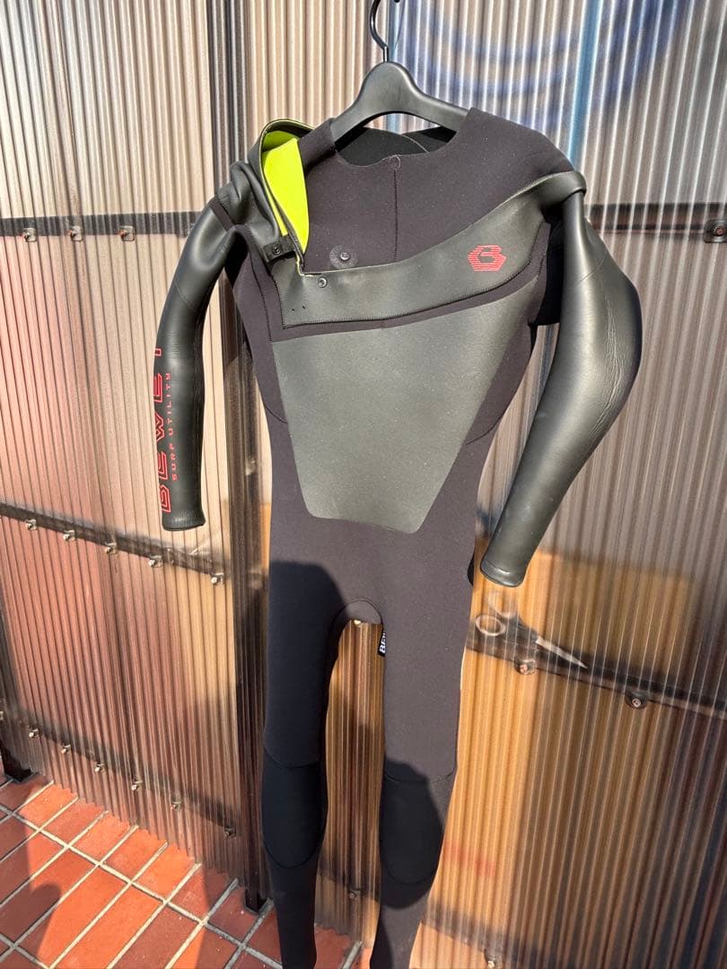 BEWET ビーウェット　フリーショルダー　セミドライ　AGチタン