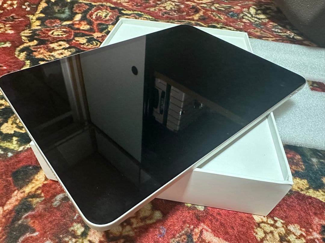 招*猫様 Apple iPad Air スターライト本体