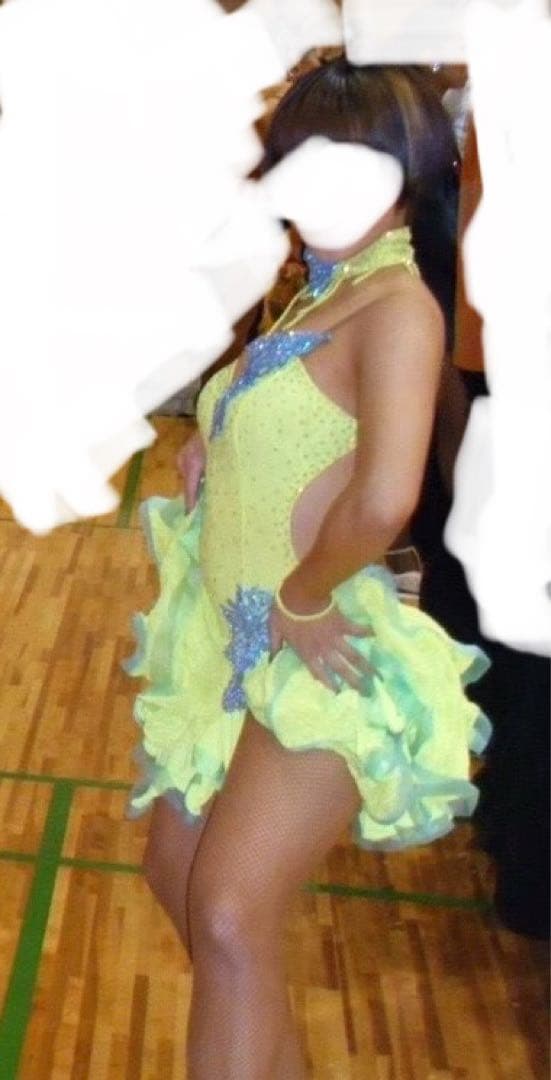 社交ダンス　ラテンドレス　クチュールイヴォンヌシュテファン製