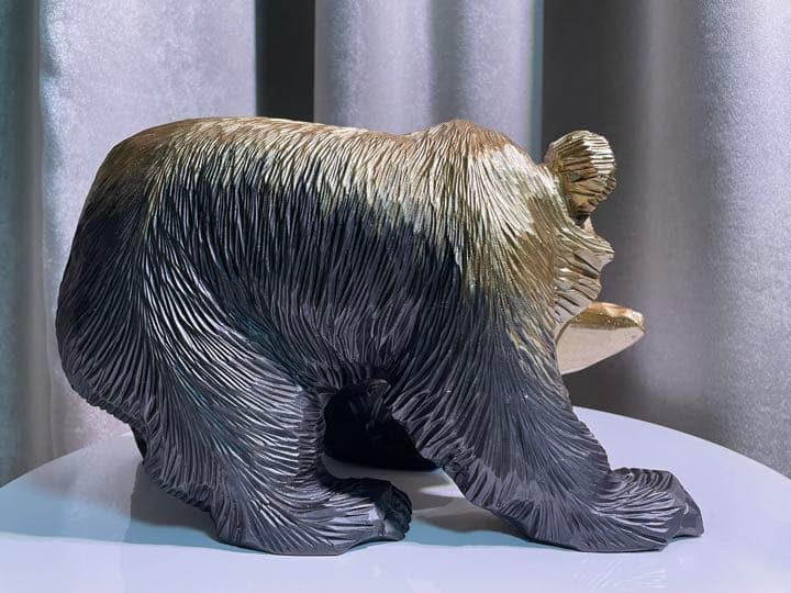 木彫りの熊　アップサイクルアート