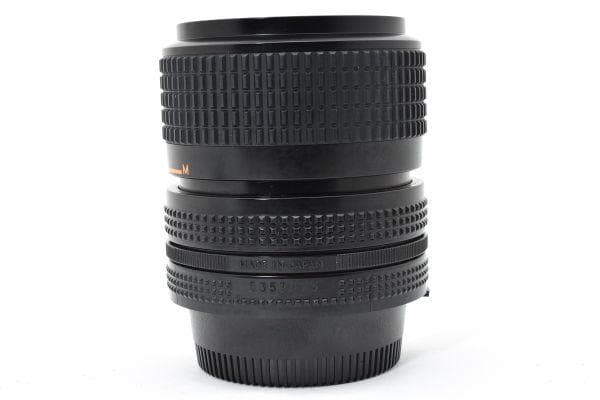 NIKON ZOOM-NIKKOR 35-70mm f3.5〜4.8