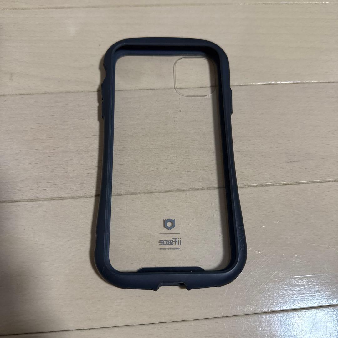 S*）様 iPhone11ブラック本体