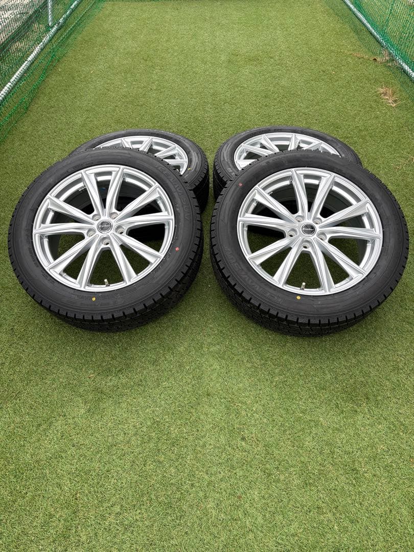 ⭐︎新品‼️⭐︎ハリヤー　19インチ　スタッドレスタイヤ　ホイールセット　グッドイヤー