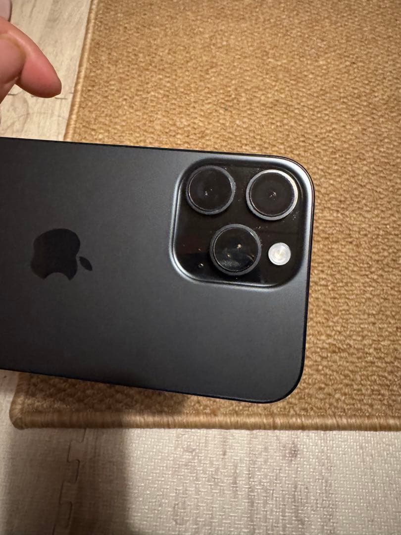 iPhone 16 Pro Max 512GB、AppleCare+付き、美品