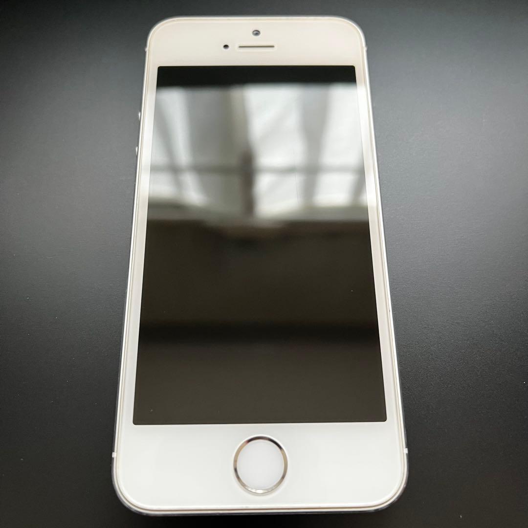 ✨バッテリー新品交換済み✨Apple iPhone 5s Silver 64GB