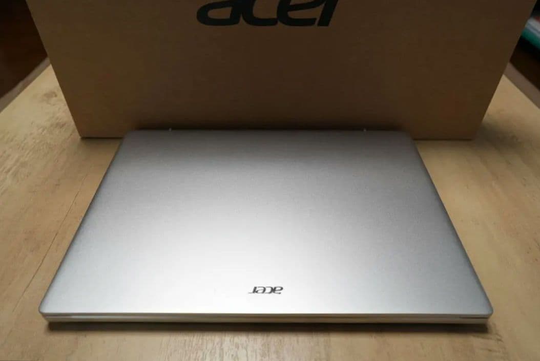 Acer Swift Go 14 ジャンク（Core i5/16GB/有機EL）