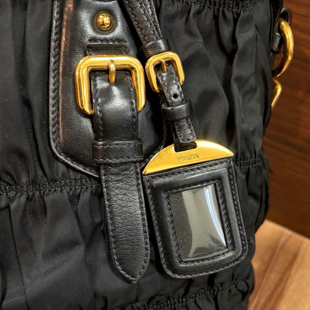 S58　美品PRADA プラダ ギャザー ハンドバッグ 2WAYショルダー