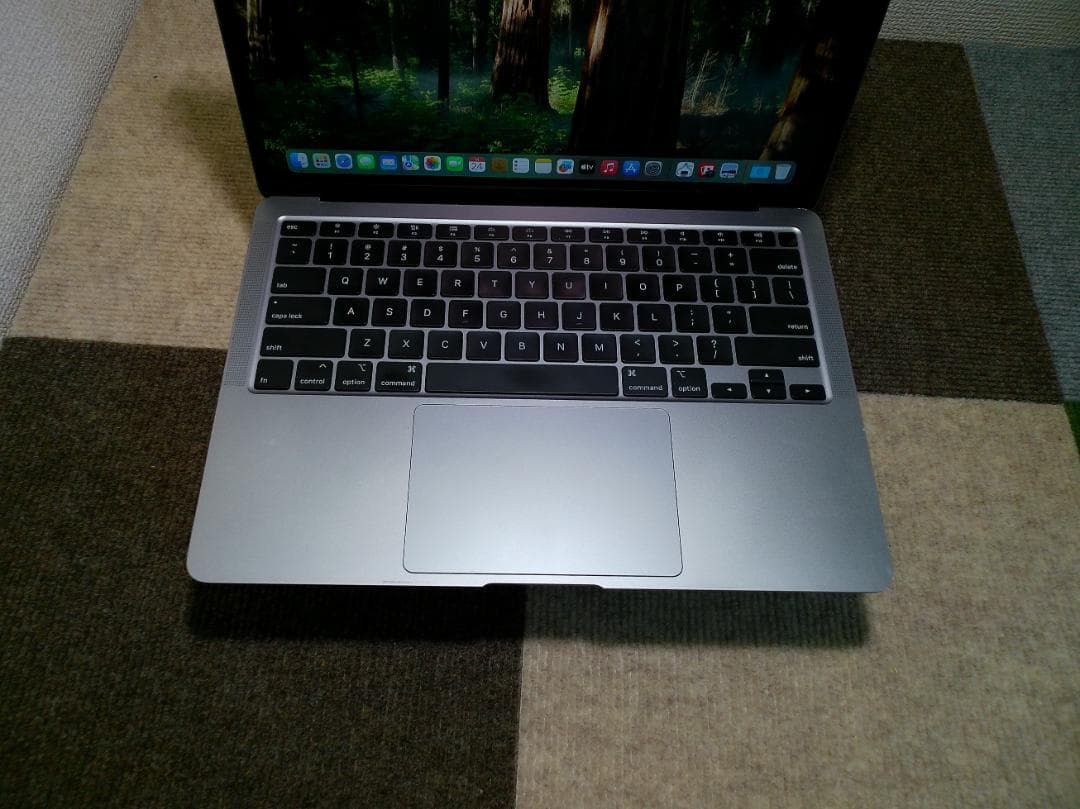 Mac Air 2020 A2179 13㌅ バッテリー正常『充放電3回』