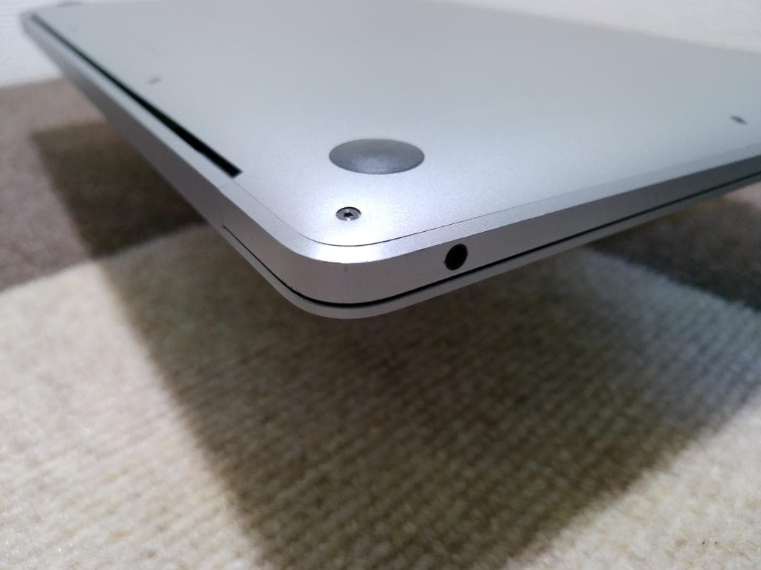 Mac Air 2020 A2179 13㌅ バッテリー正常『充放電3回』