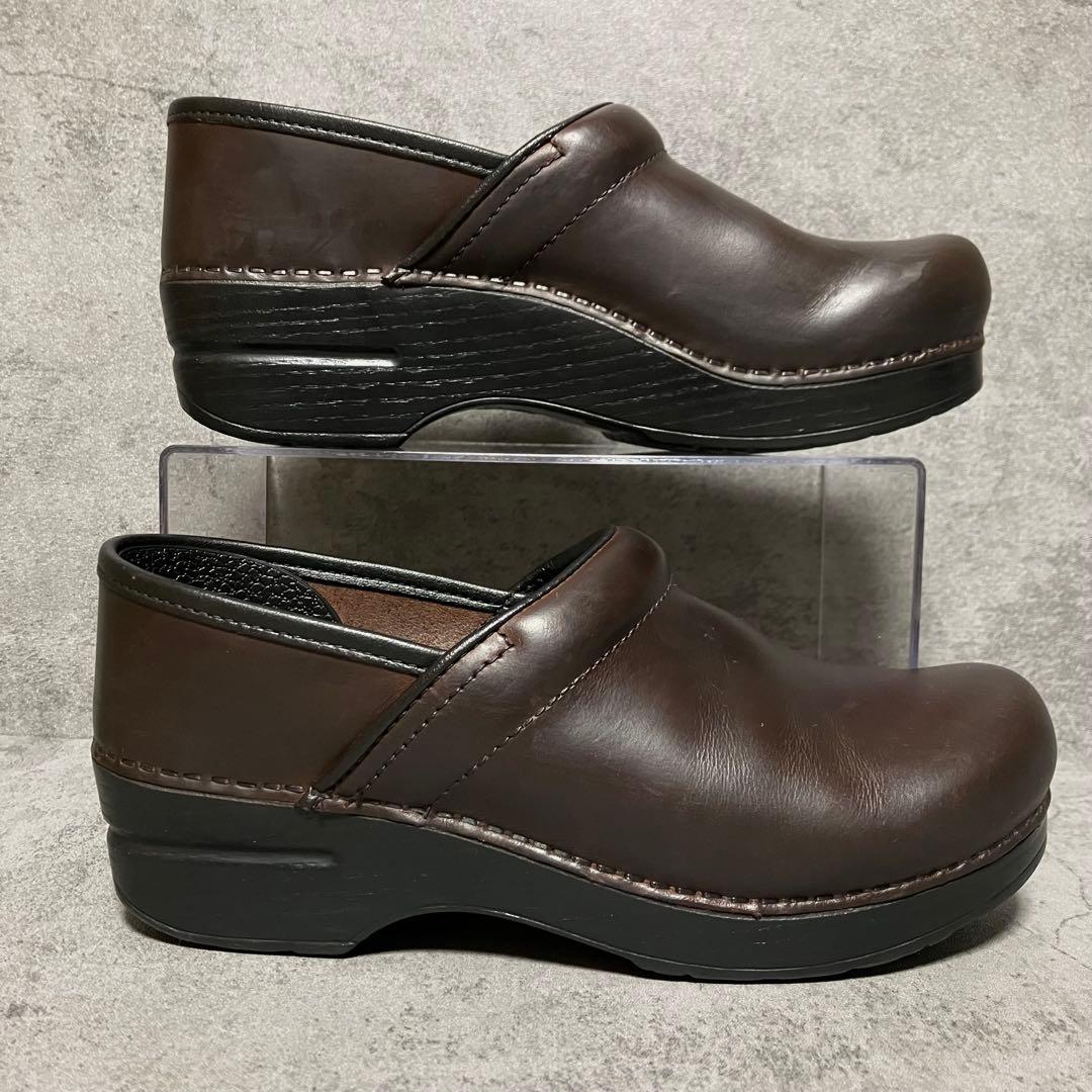 極美品　ダンスコ　プロフェッショナル　オイルドレザー　ブラウン　2195