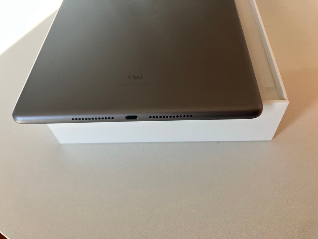 [早い者勝ち]Apple iPad 9世代256GB(箱、フィルム、ケース付き)