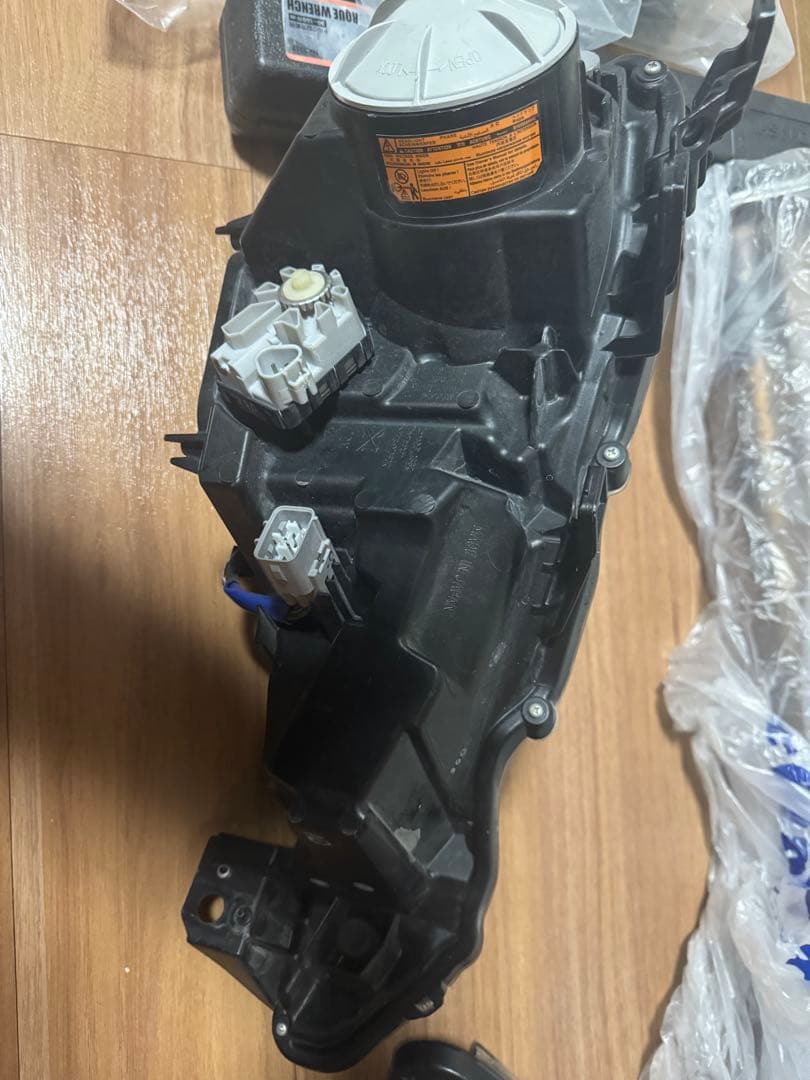 86 ZN6 前期純正ヘッドライト　左右セット