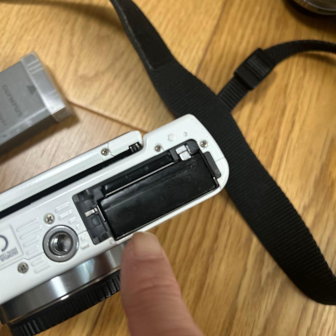 OLYMPUS PEN Lite E-PL3 ダブルズームレンズキット