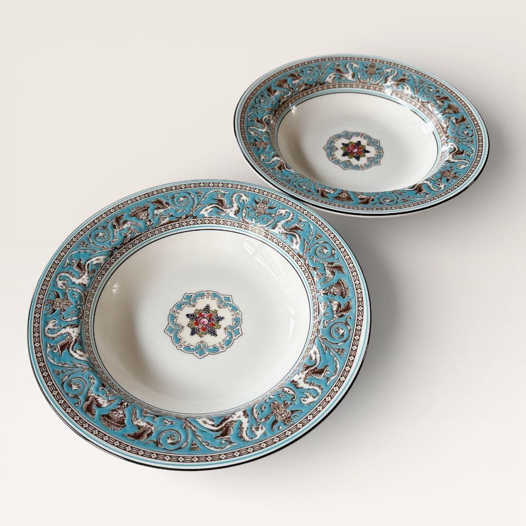 未使用❤️黒壺❤️ウェッジウッド❤️フロレンティーンターコイズ❤️スープ　パスタ皿　ペア