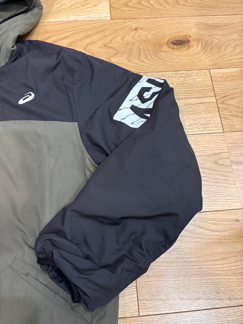 ASICS 中綿ウォーマー　上下セット　人気