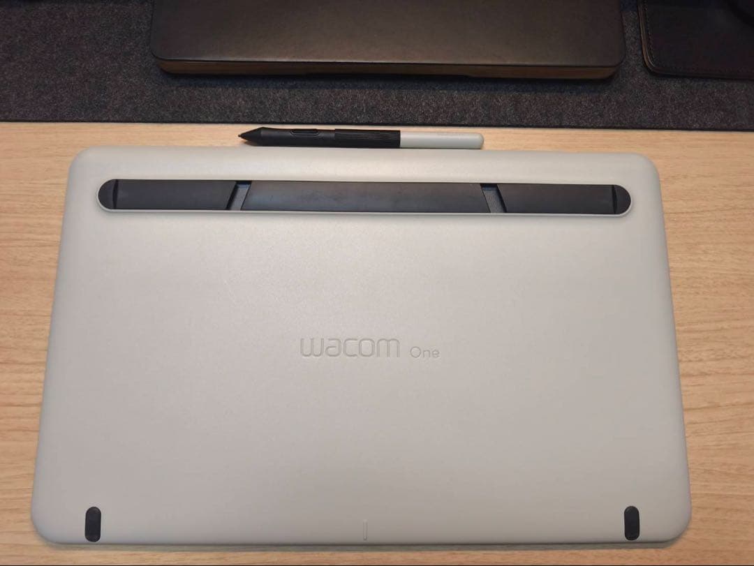 Wacom One DTC133 液晶ペンタブレット