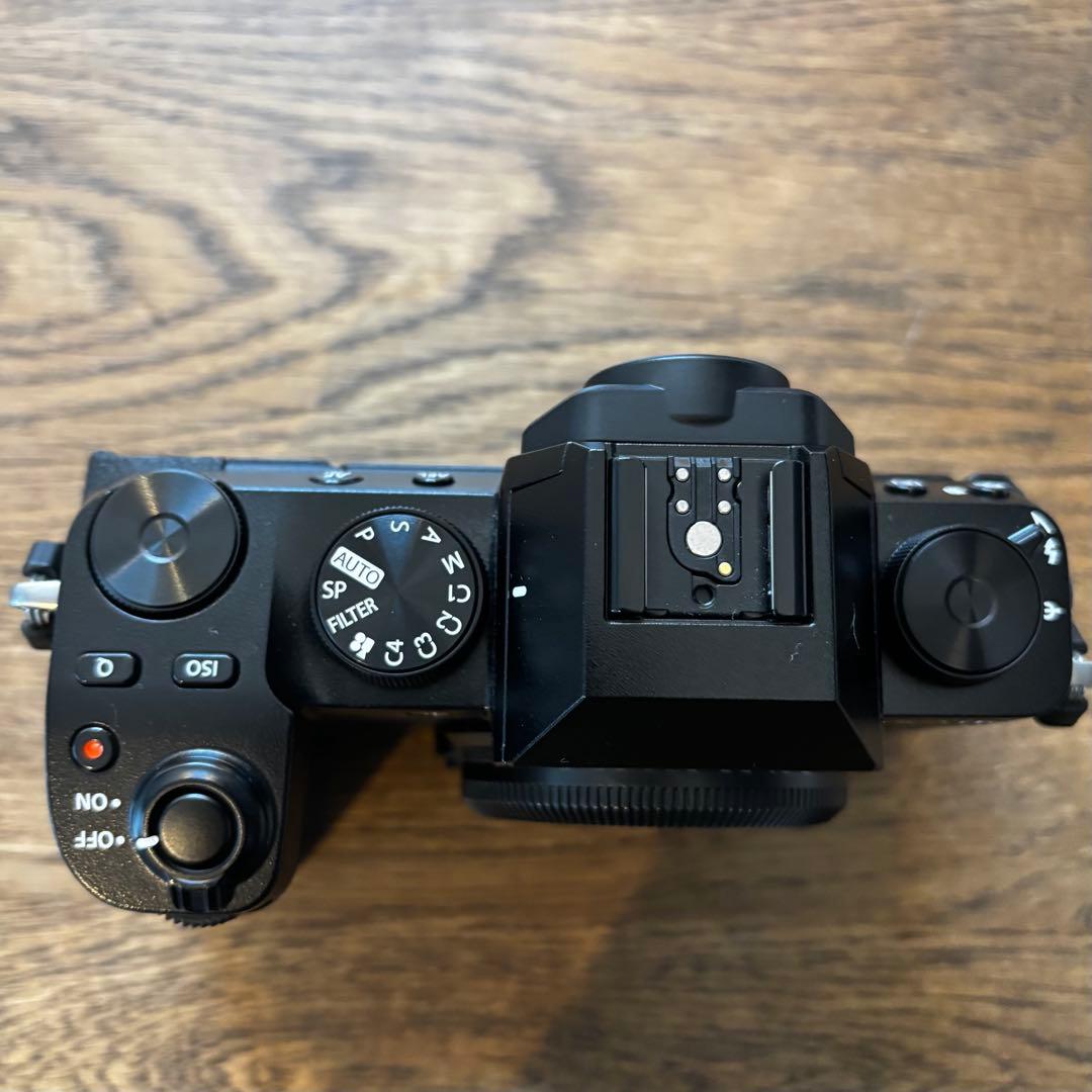 美品★FUJIFILM X-S10 ボディ シャッター数僅か