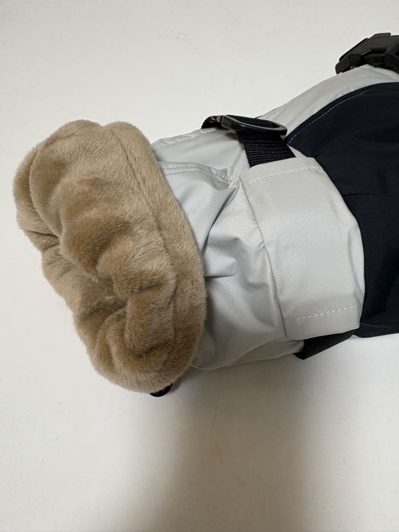 イタグレPippino ボンバーヒートジャケット ライトグレー×ブラック美品 M