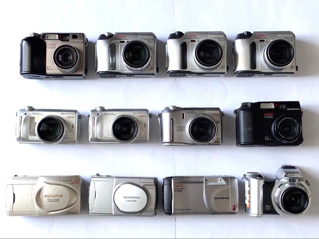 【OLYMPUS　CAMEDIAほか】 コンパクトデジカメ 12台まとめ売り