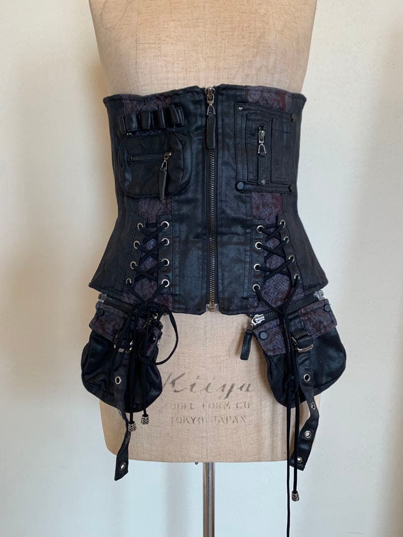 ブラック コルセット ベルト　キューティーフラッシュ