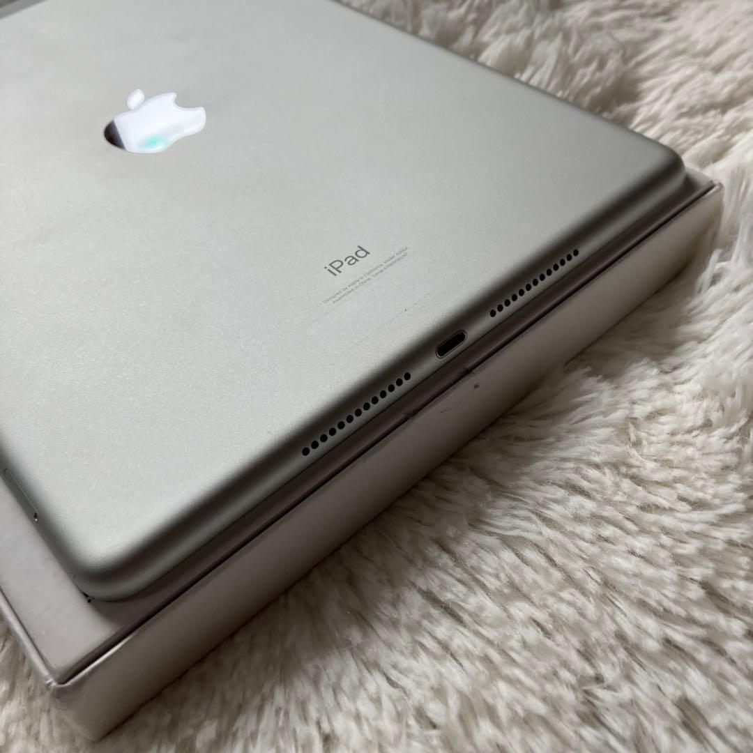【即購入OK】iPad 第9世代 セルラーモデル【極美品】 #17 【付属品】