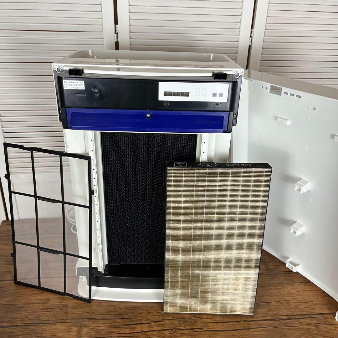 【匿名発送】DAIKINホワイト 空気清浄機 デジタル表示