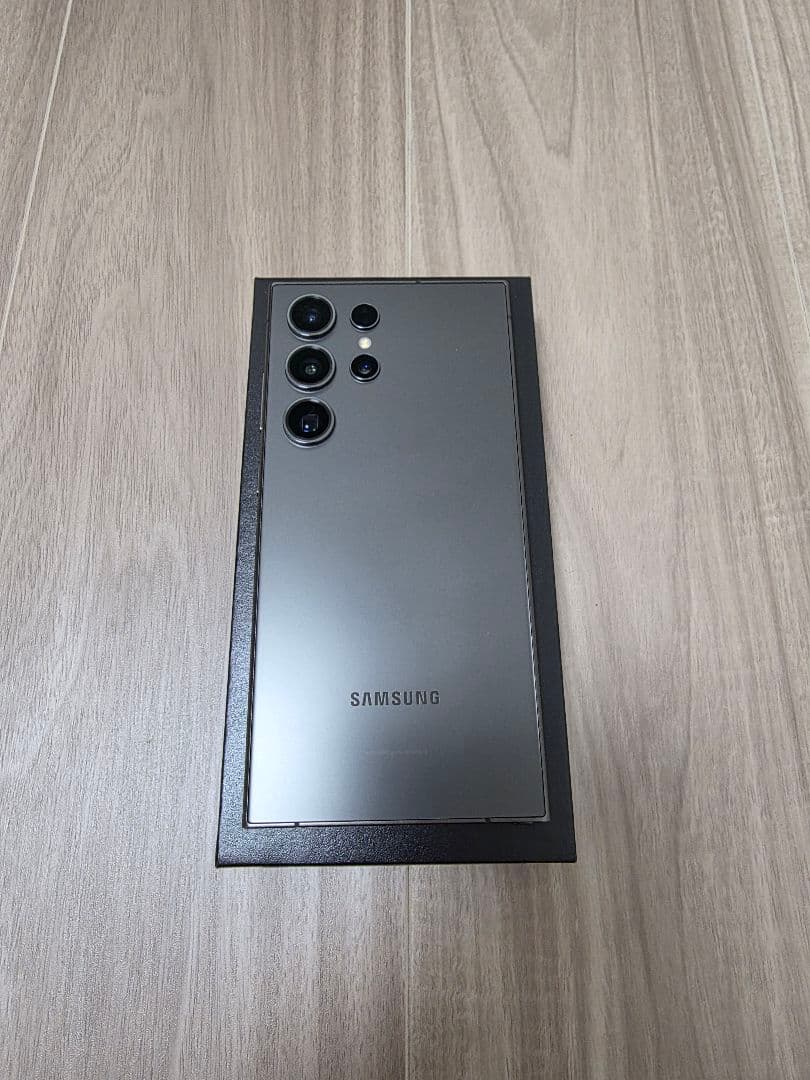 Samsung Galaxy S24 Ultra 本体　SIMフリー版