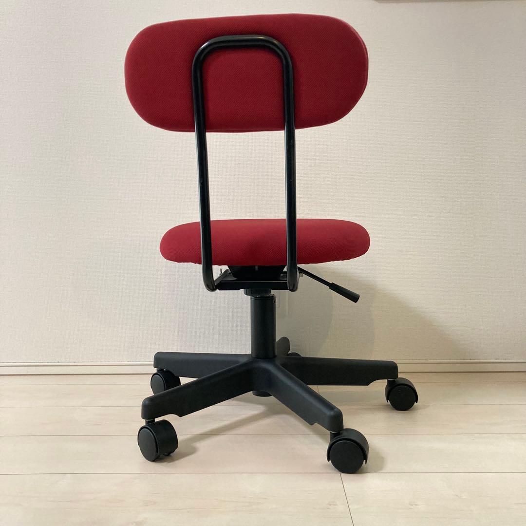 無印良品　ワーキングチェア・ガススプリング昇降式（赤）