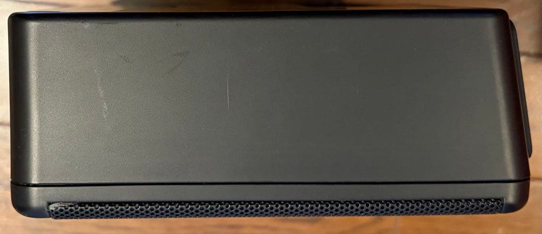 IK Multimedia iLoud ポータブルスピーカー