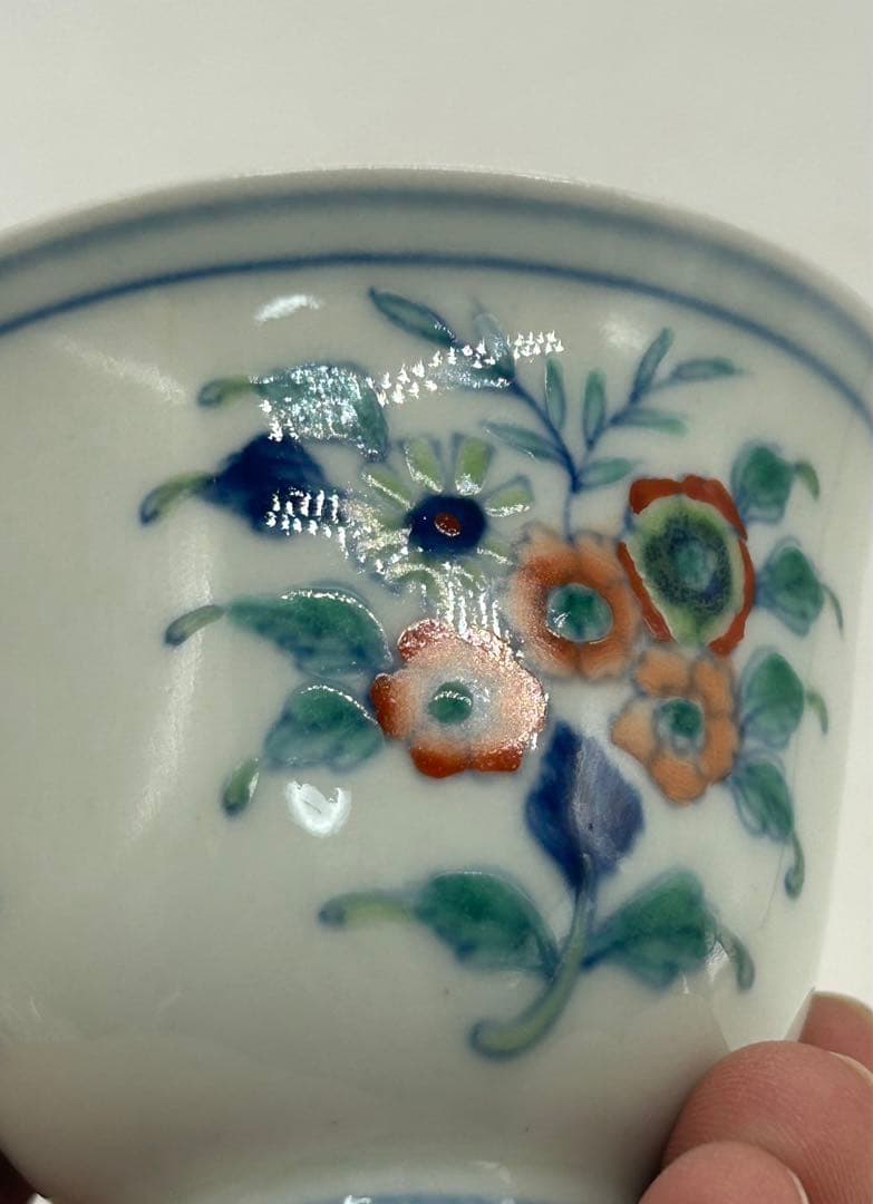 中国　とう彩　花卉紋湯呑み　大明成化年製銘　送料込み1022