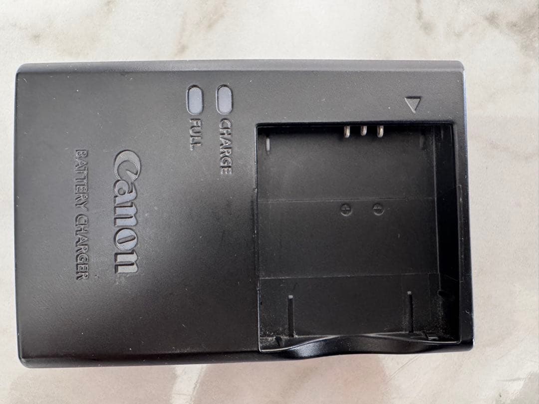 Canon IXY 130コンパクトデジタルカメラ シルバー