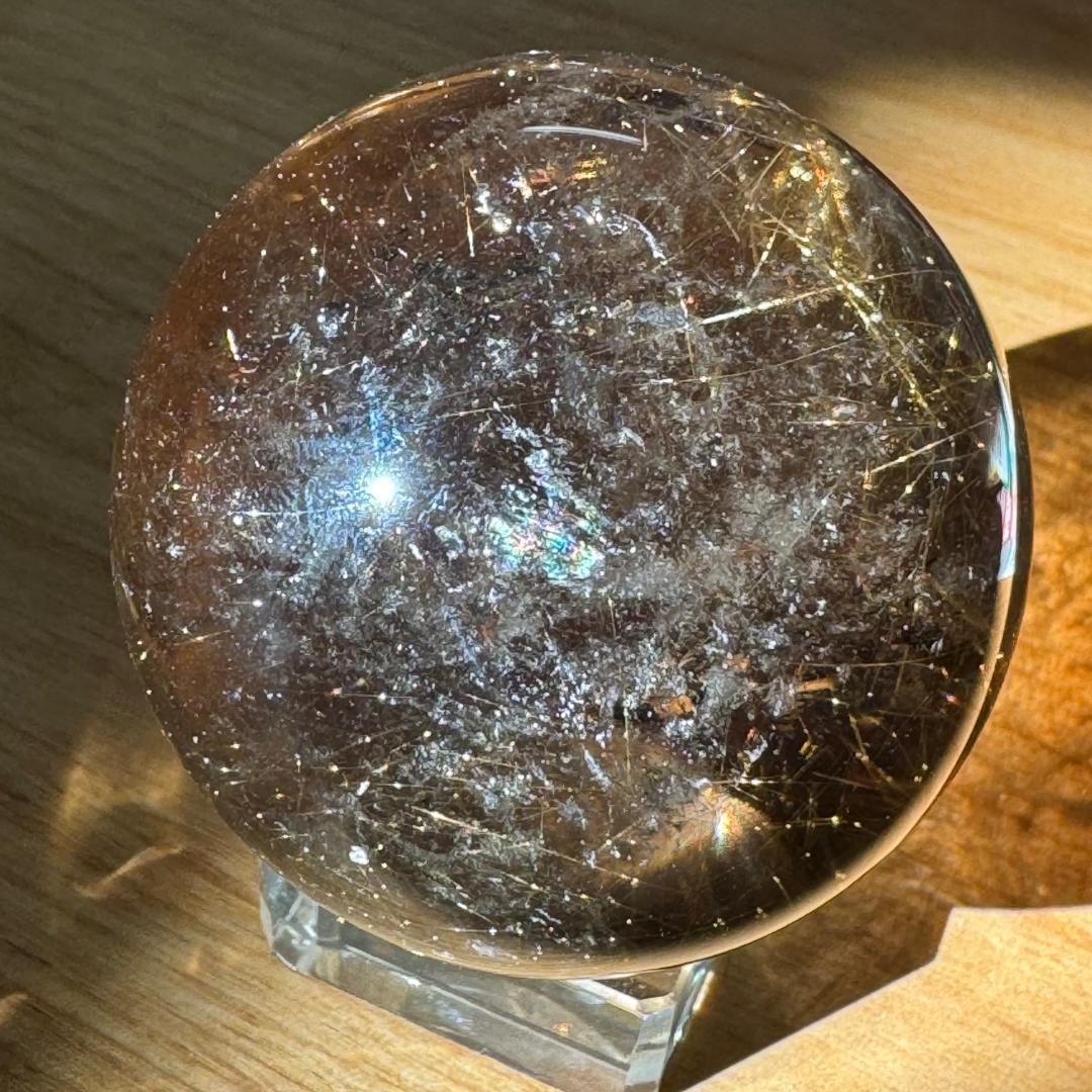 金運アップ◇ゴールドルチルクォーツ（虹入り）◇丸玉　約52.2㎜