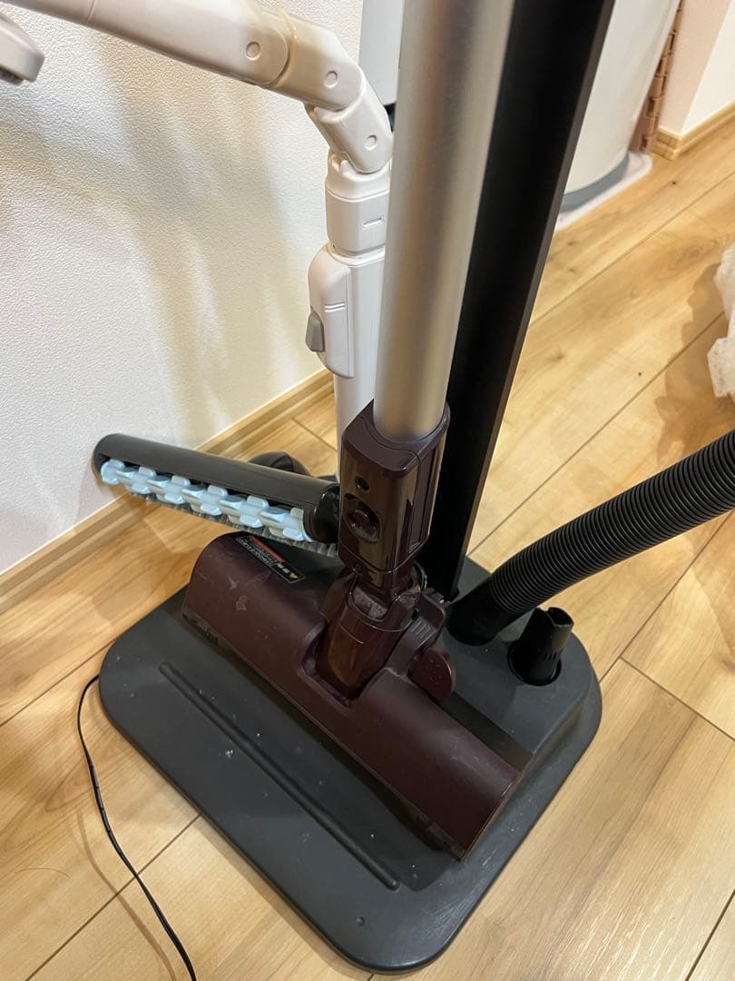 ジャンク　パナソニック コードレス掃除機 MC-VKS8200