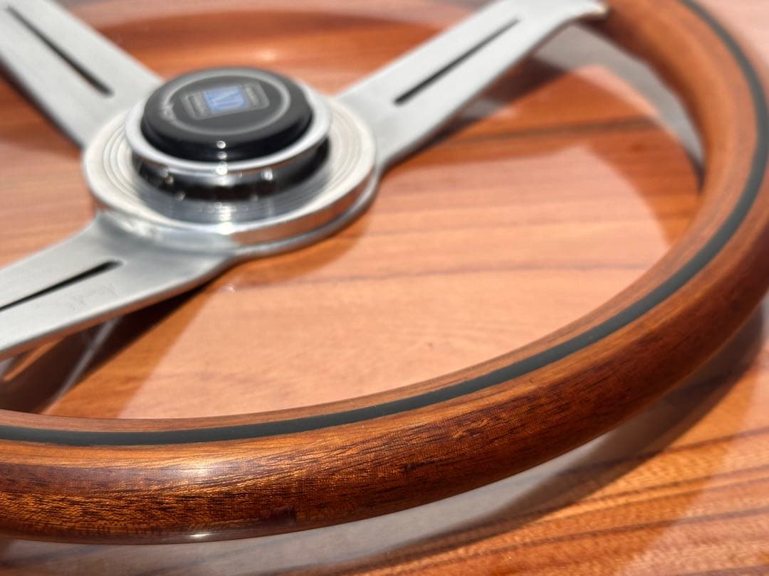最終価格NARDI クラシック　ウッド　ステアリング　33センチ