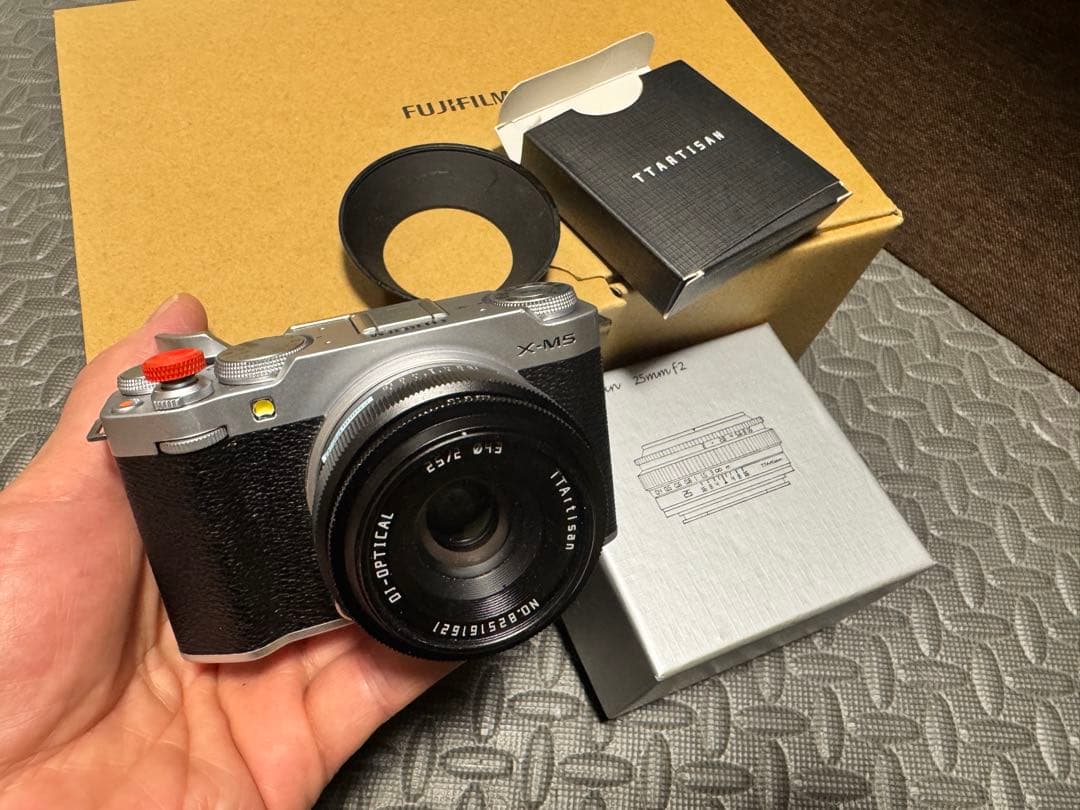 FUJIFILM X-M5レンズキットXC 15-45mm レンズ他付属品色々有