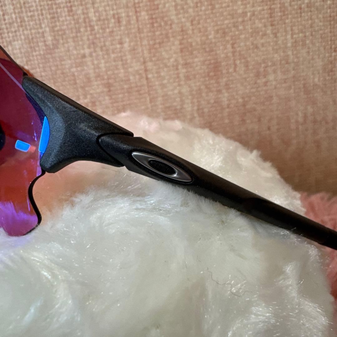 Oakley スポーツサングラス ケース付き