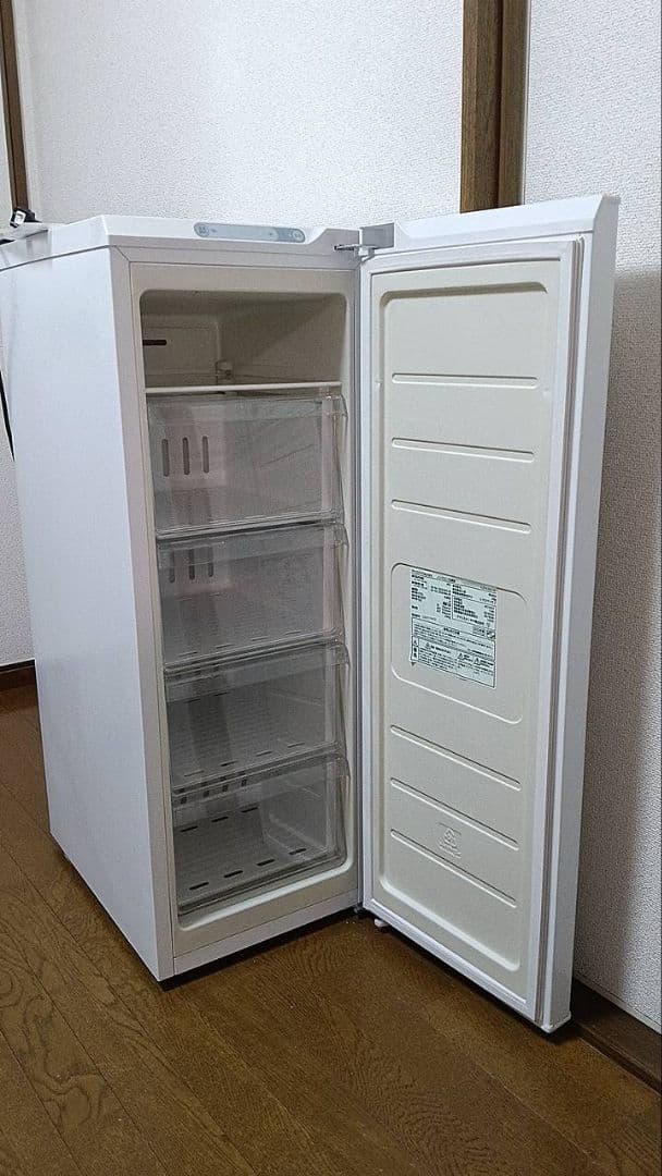 アイリスオーヤマ IUSN-8A-W 冷凍庫 スリム 小型 家庭用 自動霜取り