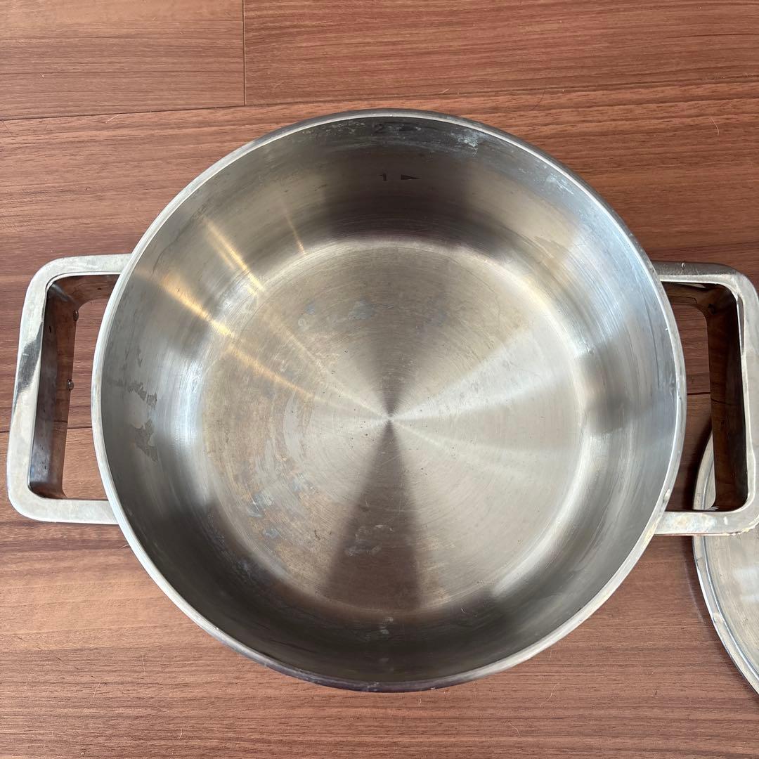 イッタラ ツールズ キャセロール　両手鍋