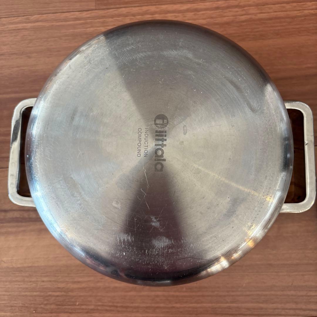 イッタラ ツールズ キャセロール　両手鍋