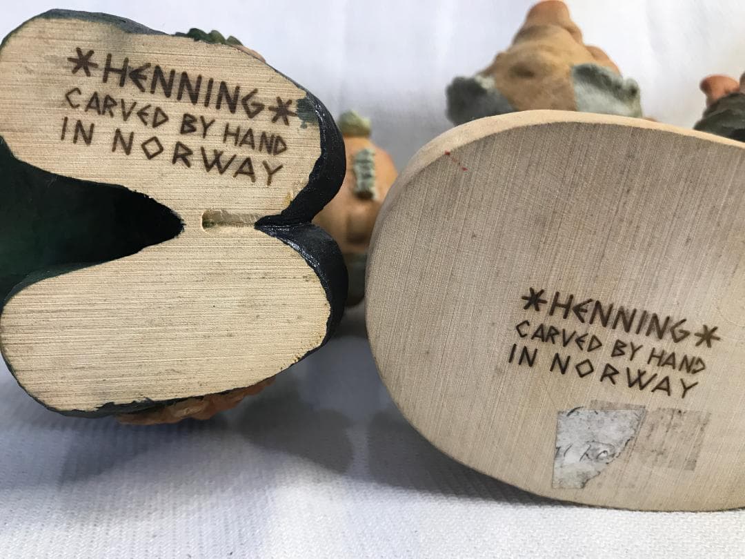 ノルウェー：Henning社 木彫りトロール人形3体セット