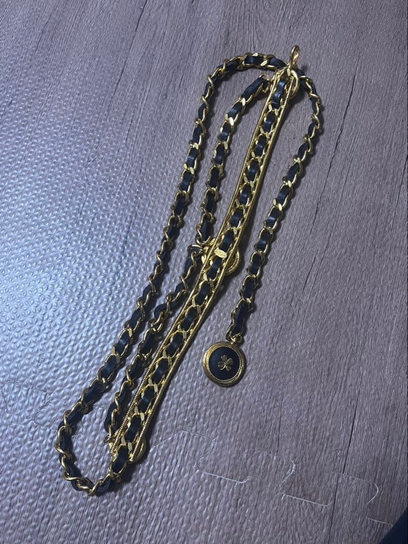 Chanel チェーンベルト ブラック ゴールド